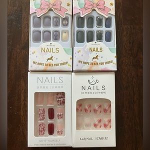 Assorted Press-On Nails (set of 4)